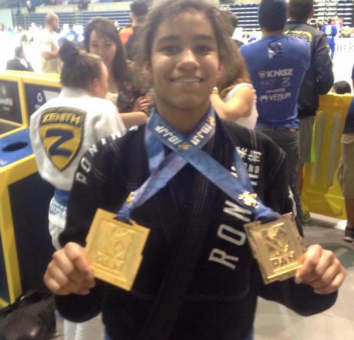 Vannessa Griffin went 8-0 at the 2015 IBJJF Pan, winning her weight and closing out the Open Class!